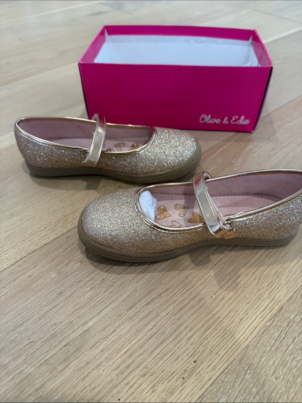 Olive & Edie Girls' Rose Gold Glitter Mary Jane Dress Shoes size 12 (new in box)